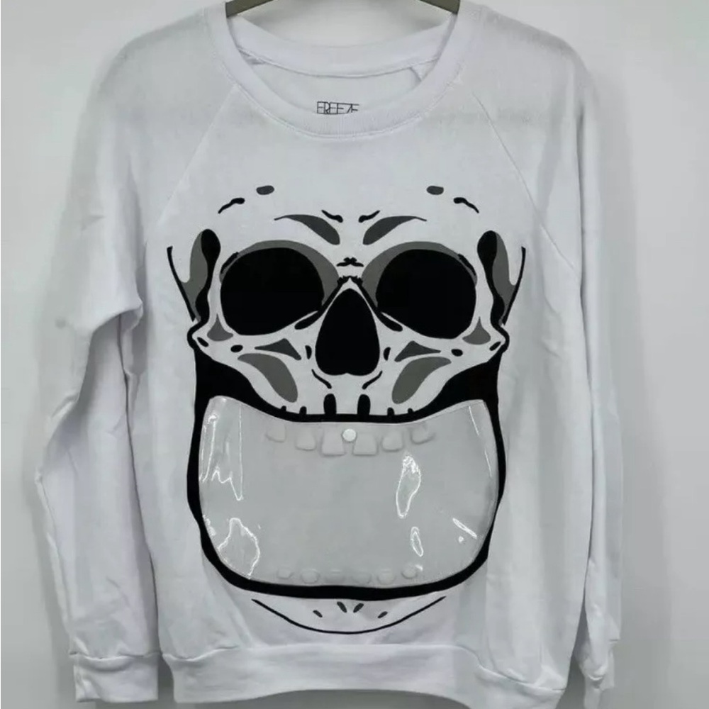 Freeze Womens White Long Sleeve Skull Graphic Pocket Sweatshirt NEW Medium